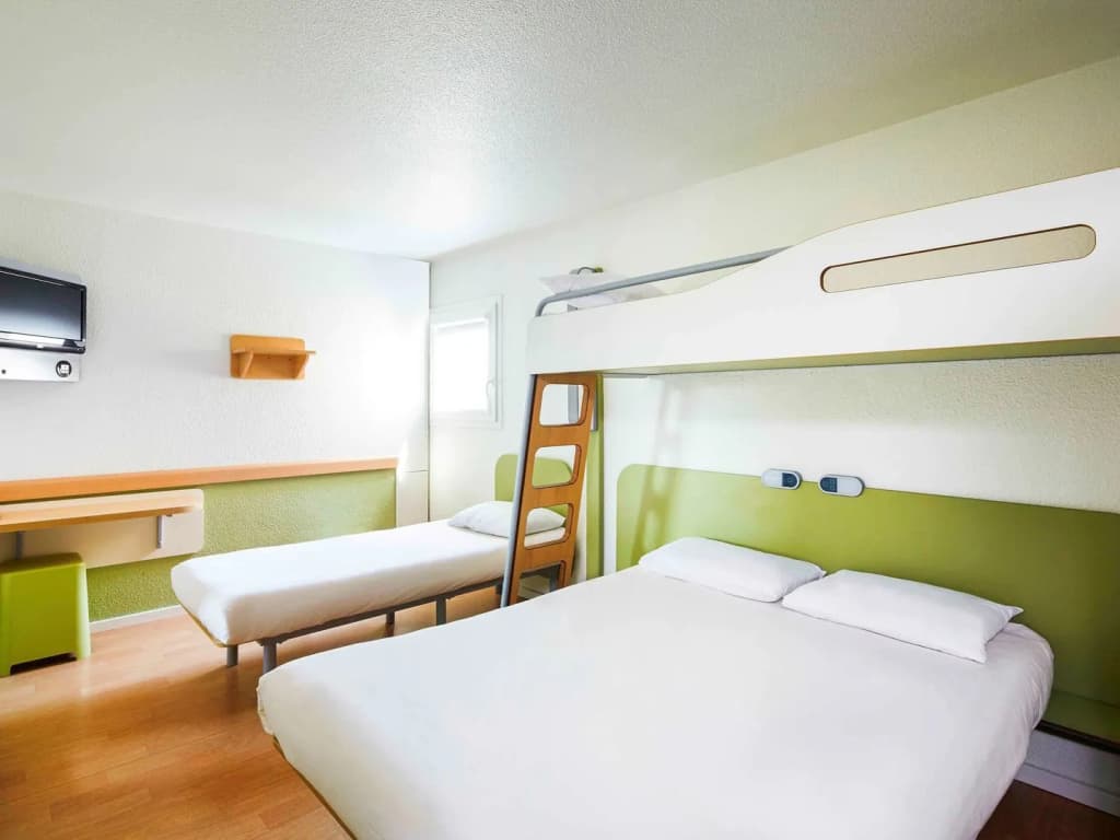 ibis budget Chartres - Miniature 6