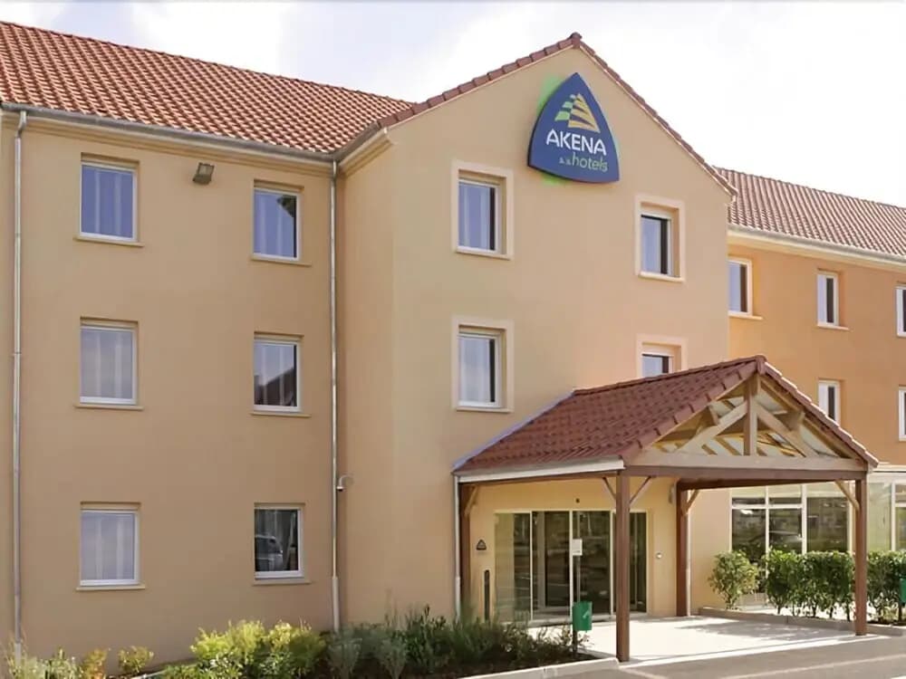 Hôtel Akena Caudry Cambrai - Photo 1