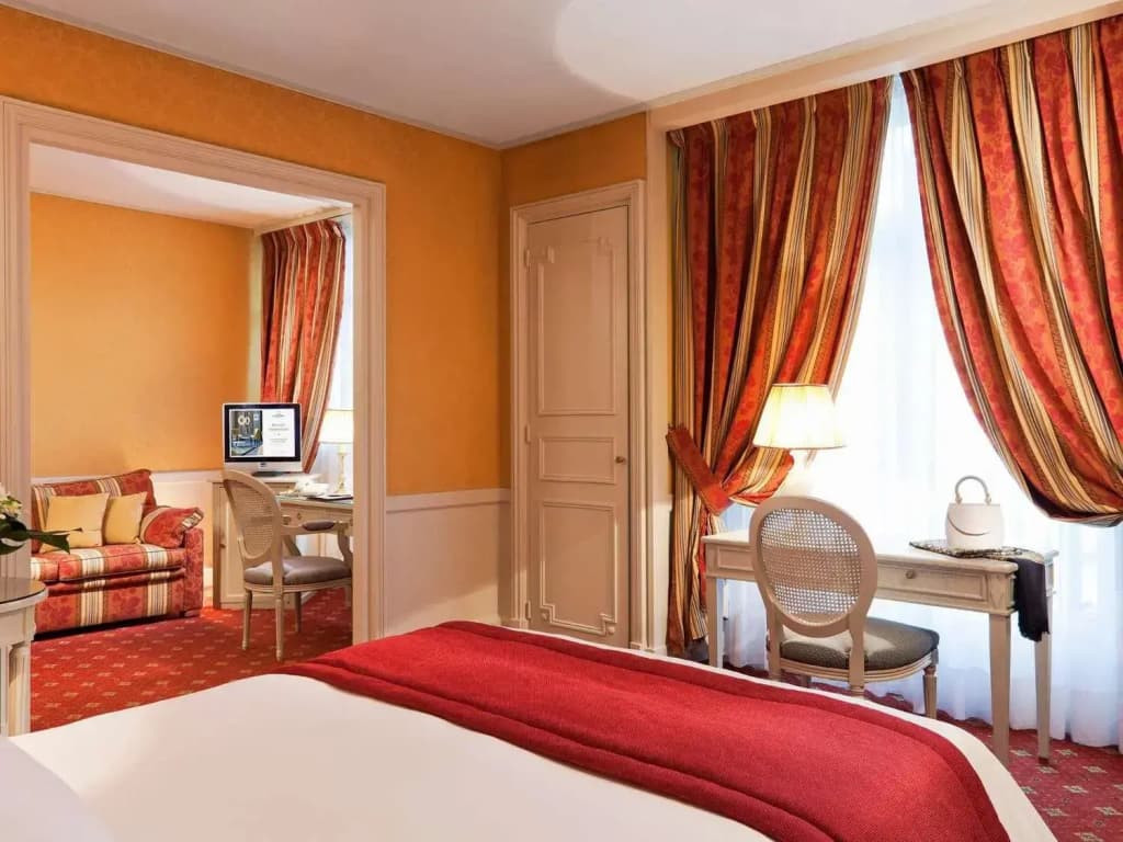 Hôtel Barrière Le Grand Hôtel - Photo 4