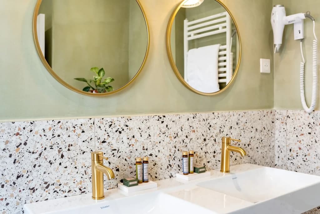 Queens Boutique Hotel - Miniature 8