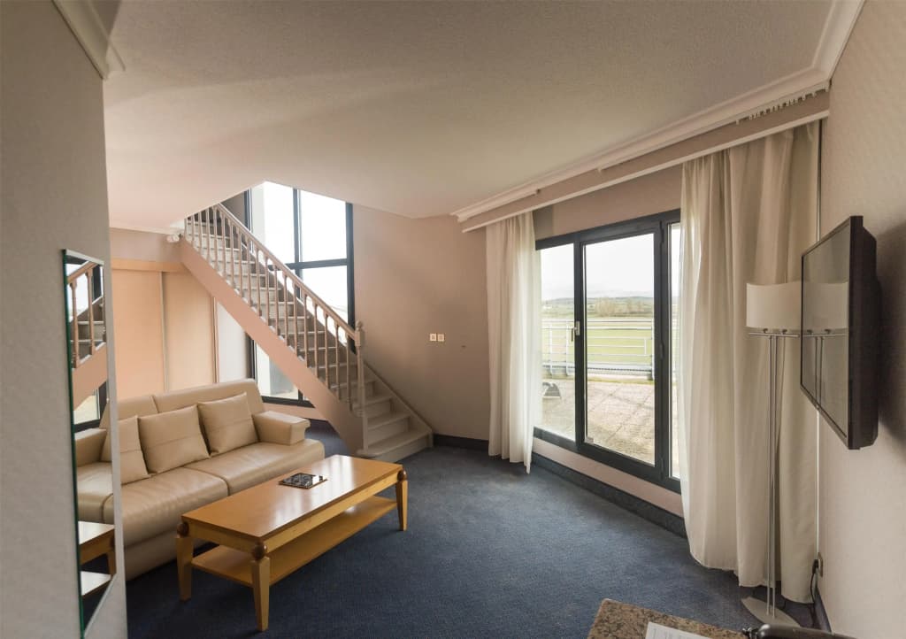 Hôtel Le Paddock - Photo 2