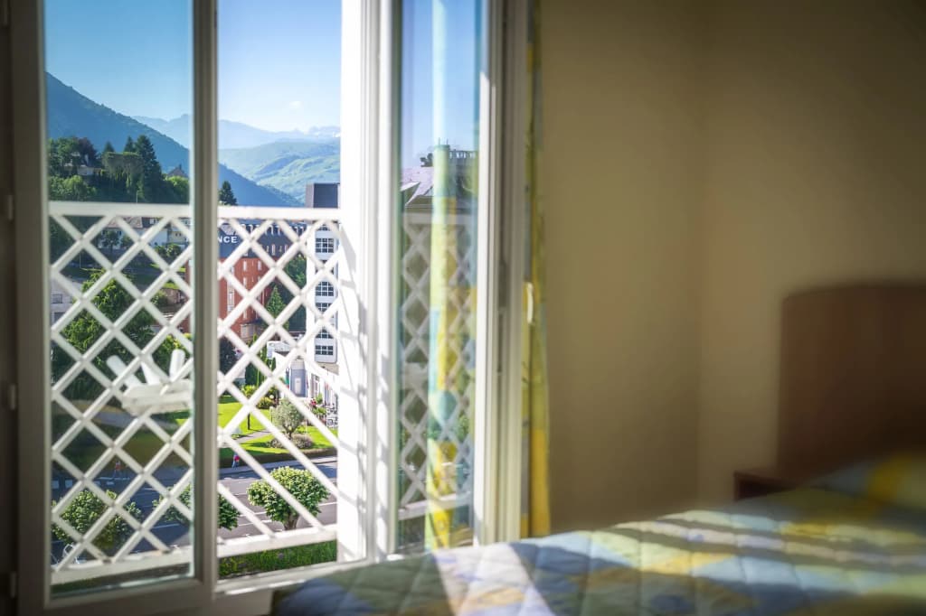 Hotel Saint Georges Lourdes Pyrenees (Avril 2026) - Miniature 8