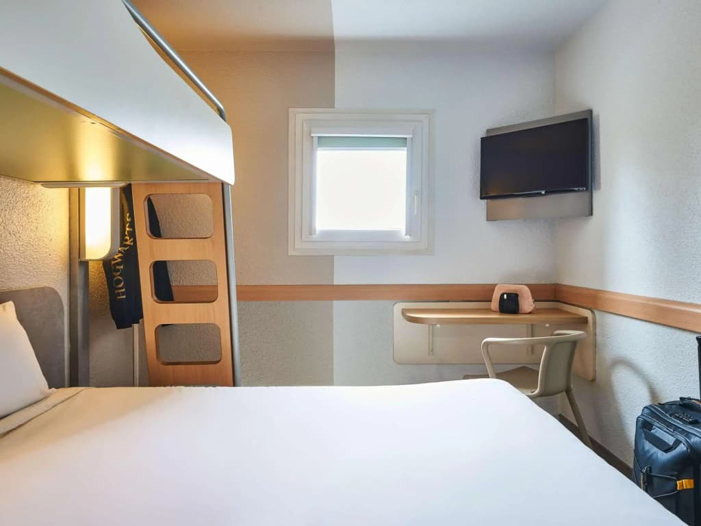 ibis budget Versailles Chateau Saint Cyr - Photo 3