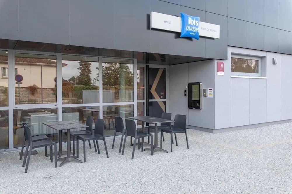 Ibis Budget Mont De Marsan - Photo 1