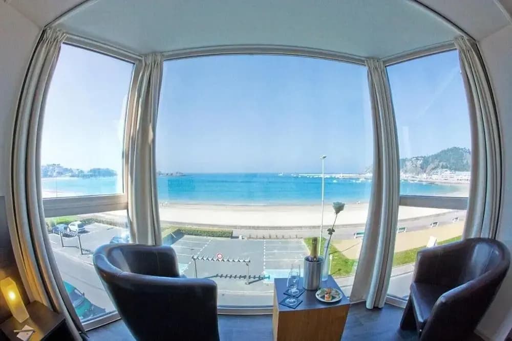 Hotel De la Plage d'Erquy - Miniature 8