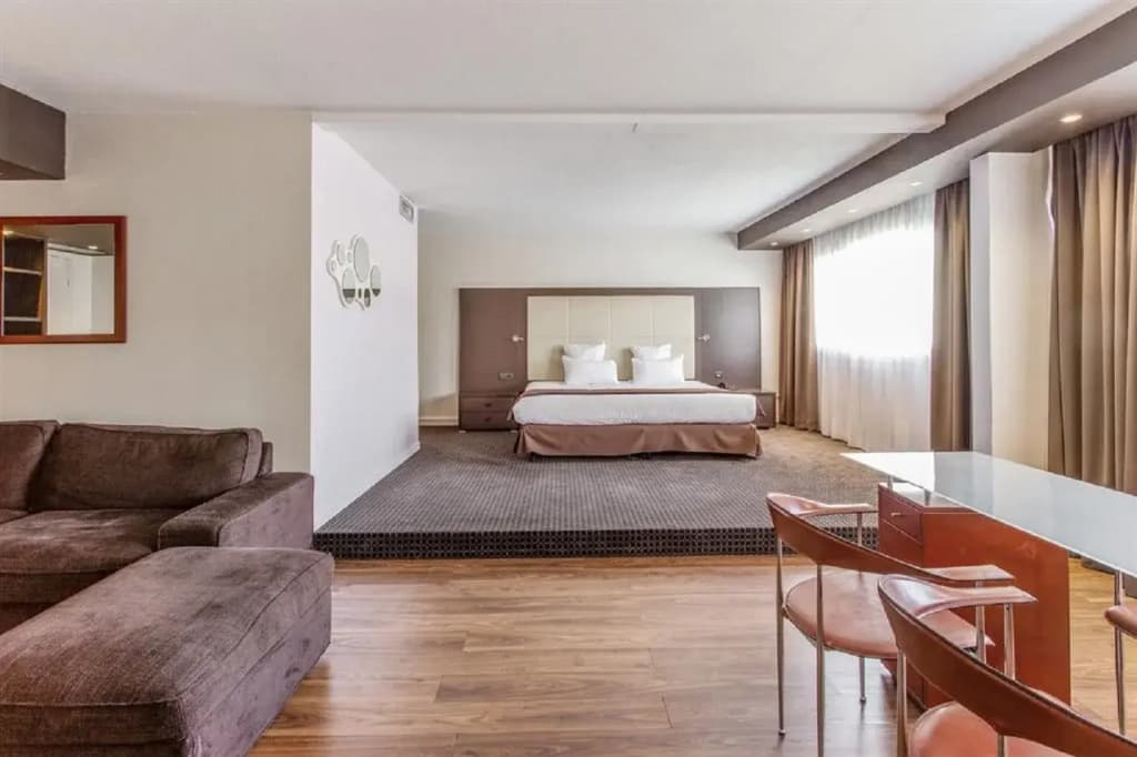 Hotel Appart'City Confort Grenoble Alpexpo - Photo 2