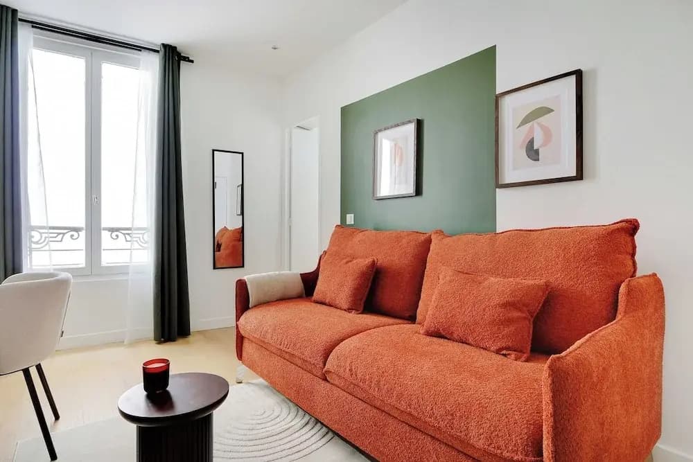 Modern Studio for 2 People - Miniature 6