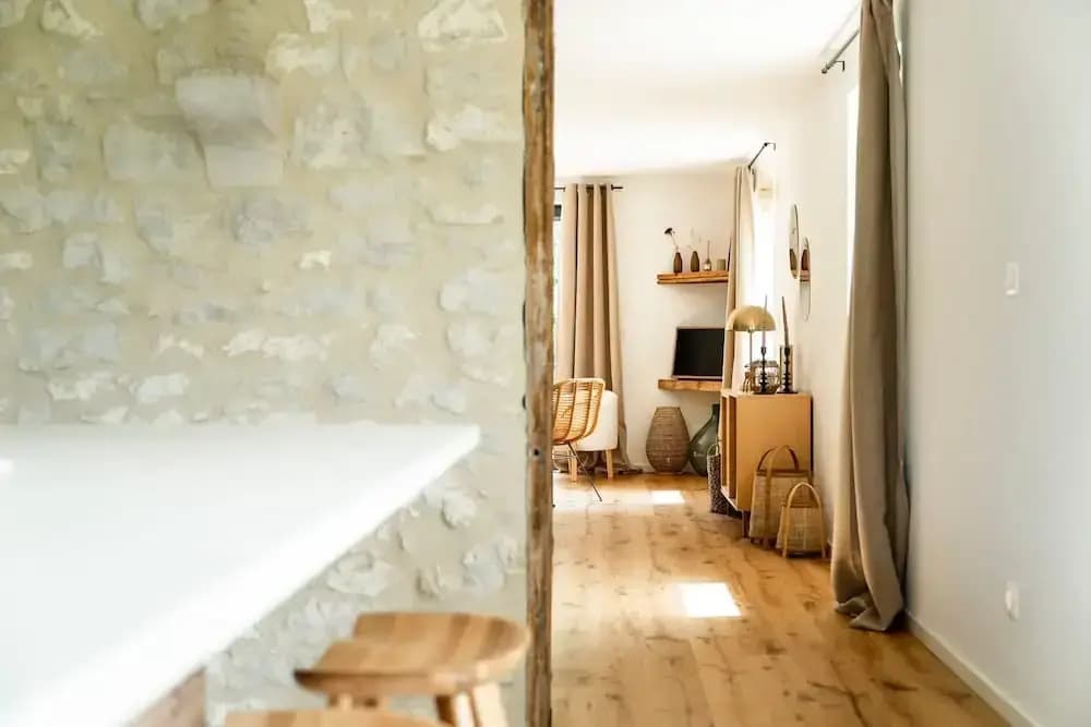 G te Singulier et Authentique Dans Ancienne Ferme - Photo 5