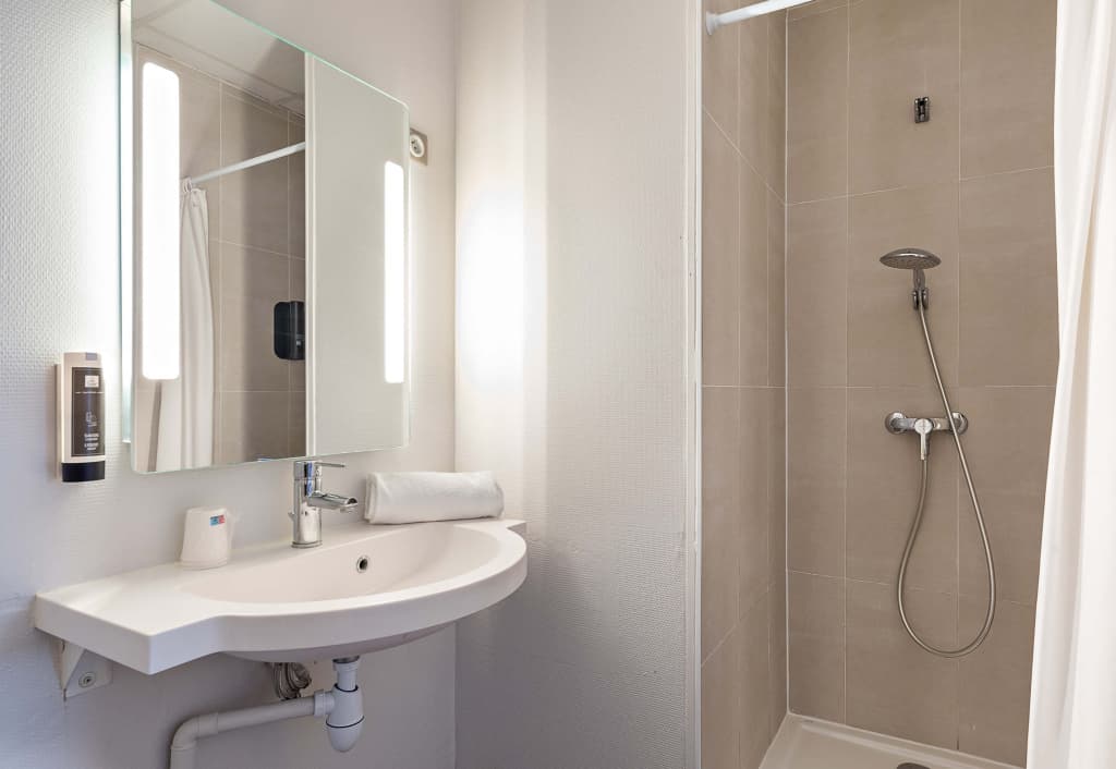 B&B HOTEL Rouen Saint-Etienne-du-Rouvray - Miniature 8