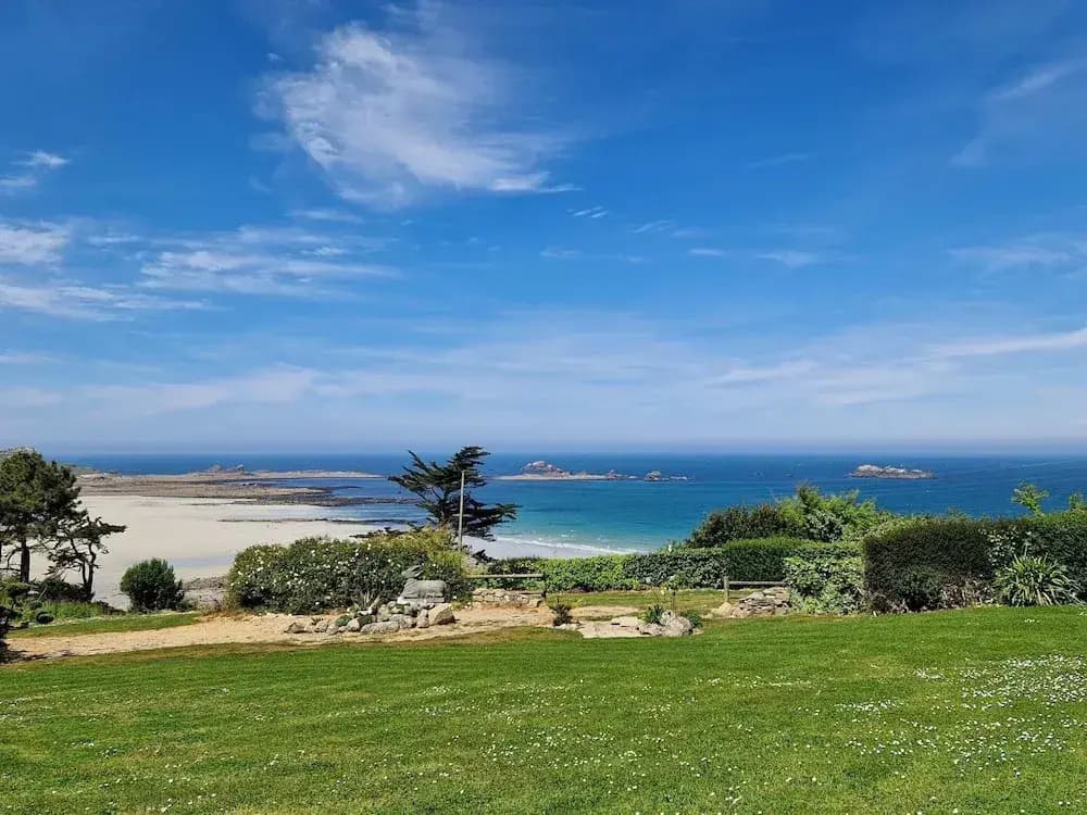 Stone House in Brittany With Sea Views - Miniature 6