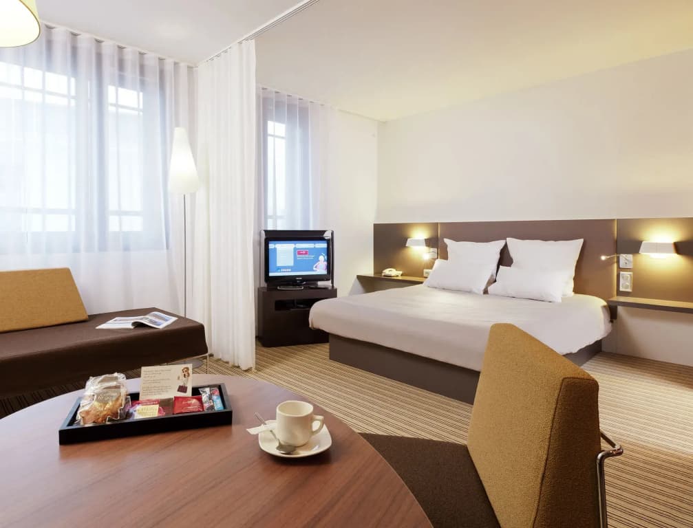 Novotel Suites Clermont Ferrand Polydome - Photo 4
