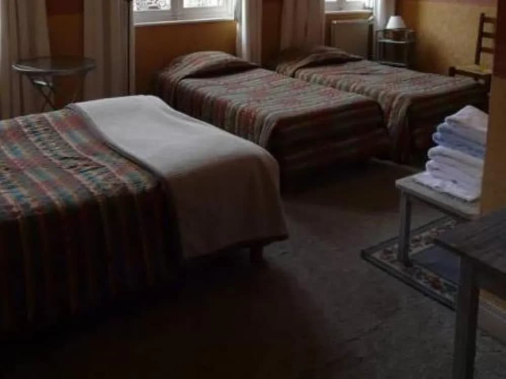 Hôtel Henri IV - Photo 1