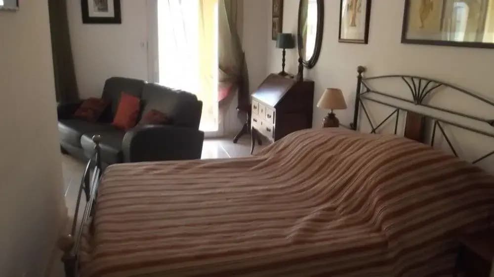 Appartement 4 personnes avec terrasse et parking quartier du Port de Nice - Photo 1