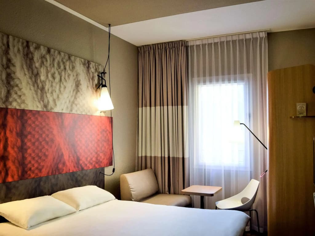 ibis Lyon Caluire Cité Internationale - Photo 4