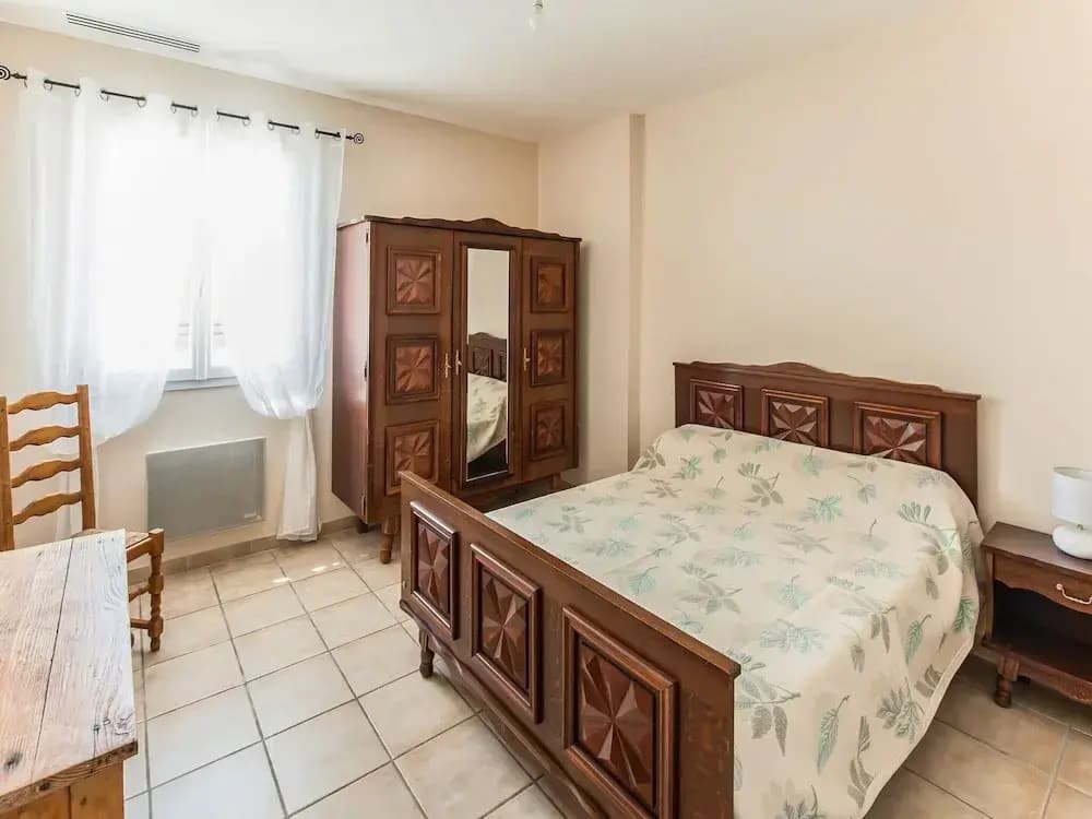 Spacious Holiday Home in Aigues Vives - Photo 3