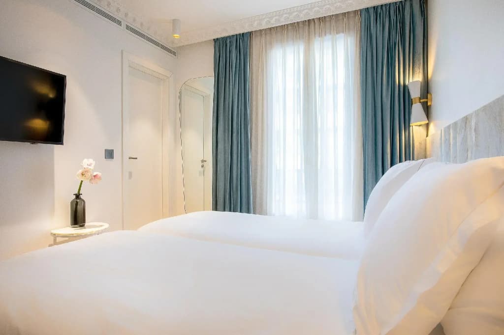 Hotel Rose Bourbon - Photo 4