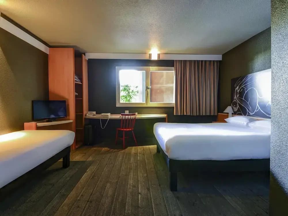 Ibis Chevilly Larue - Photo 2