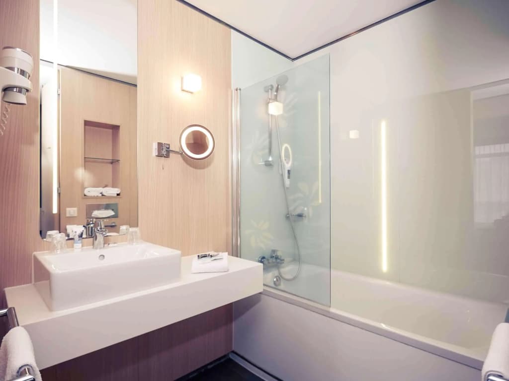 Mercure Valenciennes Centre - Miniature 8