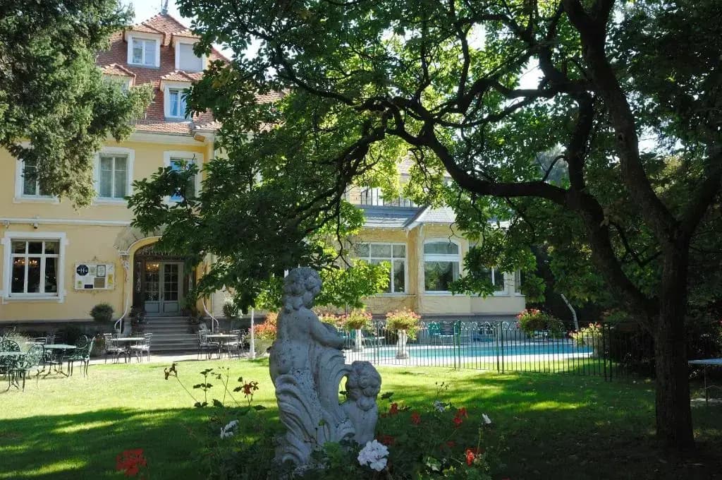 Hôtel Du Parc - Photo 1
