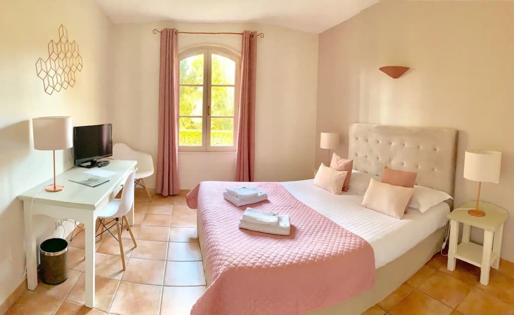 Hotel La Bastide Saint Martin - Photo 3