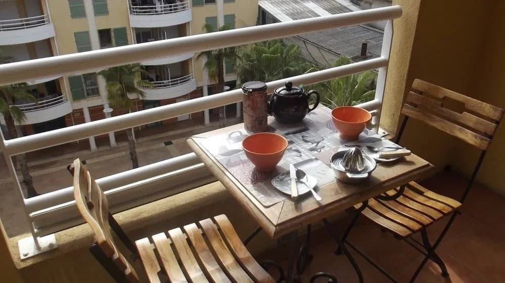 Appartement 4 personnes avec terrasse et parking quartier du Port de Nice - Miniature 6