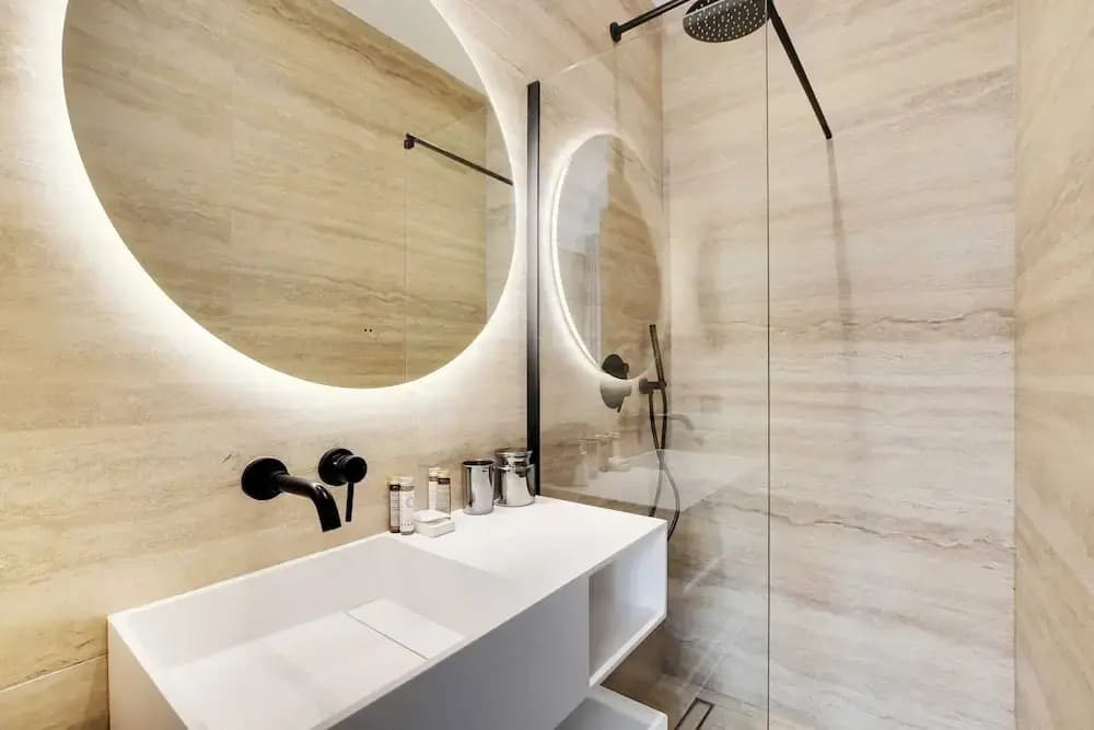 Newly Refurbished Flat in Heart of 18th District - Miniature 6