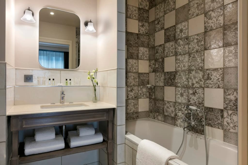 Hotel & Spa Royal Madeleine - Miniature 7