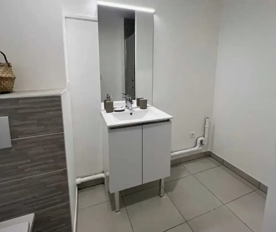 Elegant Appt - 1bdr/2p - Near Paris & La Defense - Photo 4
