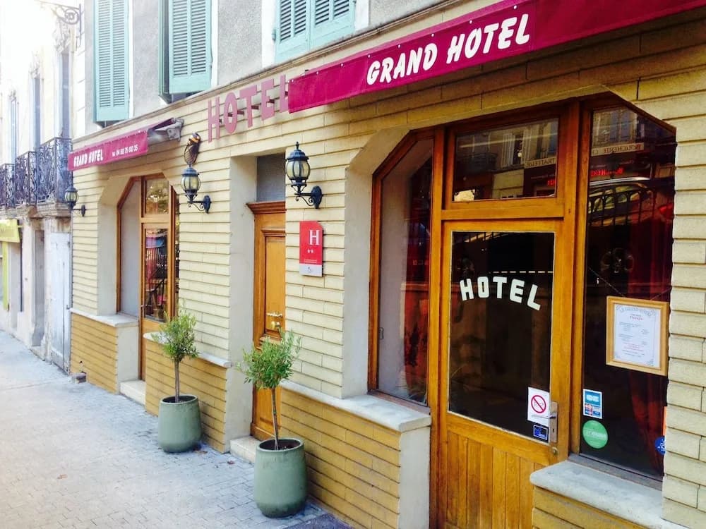 Le Grand Hotel - Photo 1