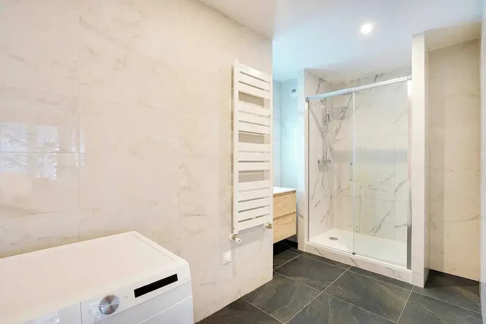 Sleek Apartment in Levallois-perret - Miniature 8