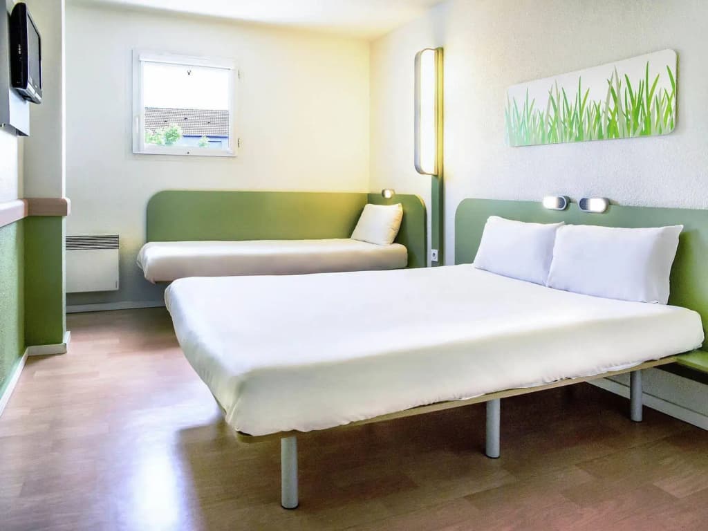 ibis budget Valenciennes Petite Forêt - Photo 5