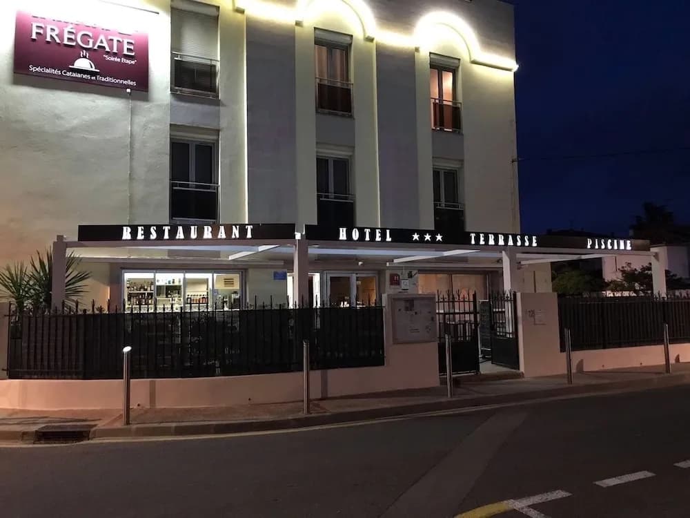 Hotel La Fregate - Photo 1