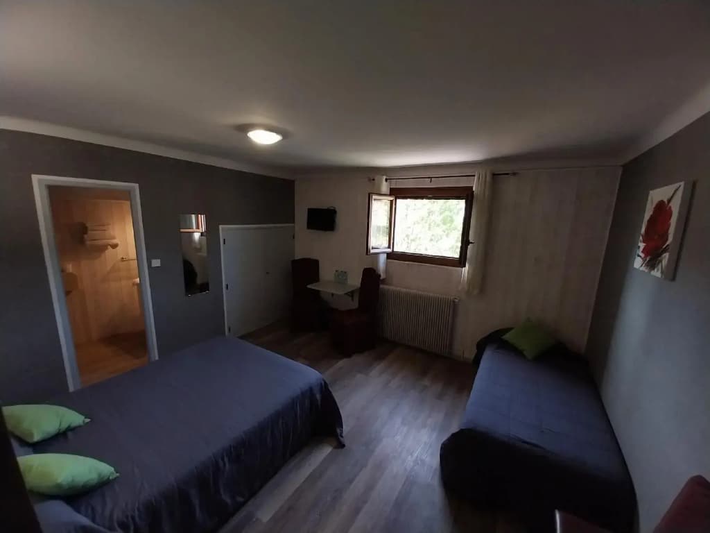 Oustalet - Photo 2
