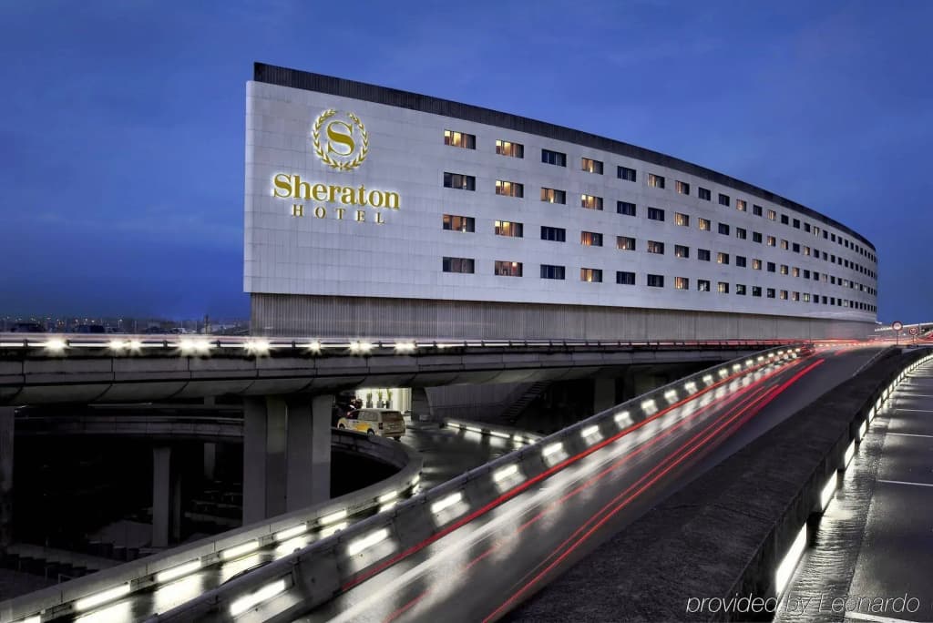 Sheraton Paris Charles de Gaulle Airport Hotel - Photo 1