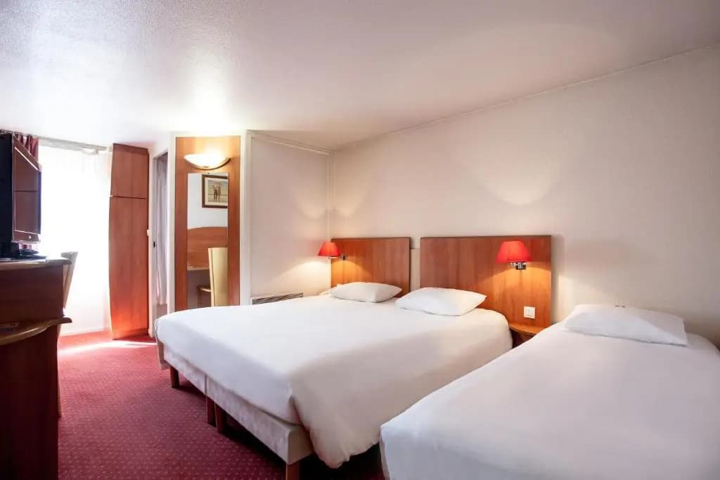 Inn Design Mâcon Sancé Hotel - Photo 5