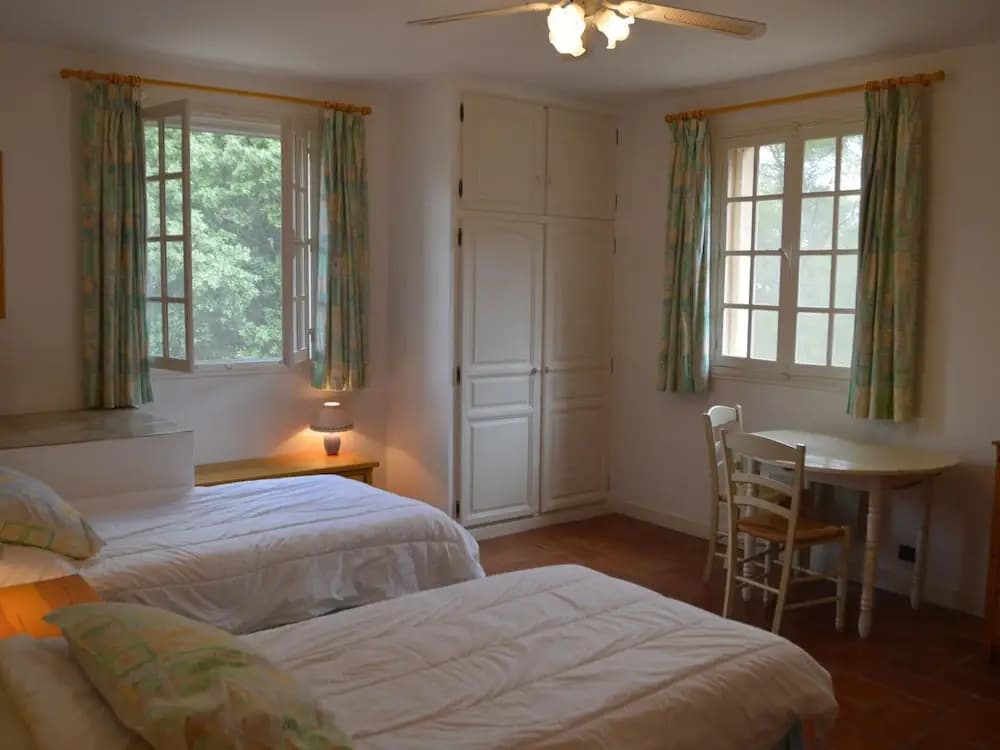 Rural Villa in Lorgues With a Private Pool - Photo 2