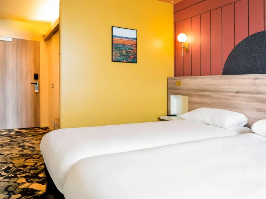 ibis Styles Versailles Saint Quentin en Yvelines - Photo 4