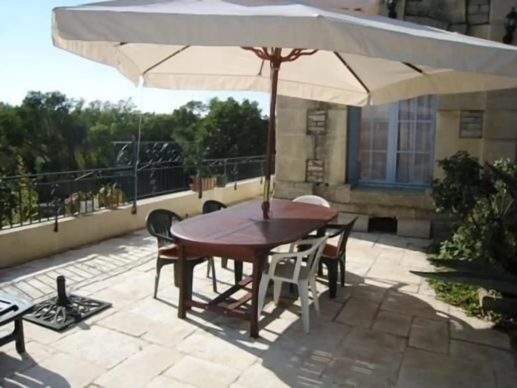 Chateau Du Comte - Miniature 7