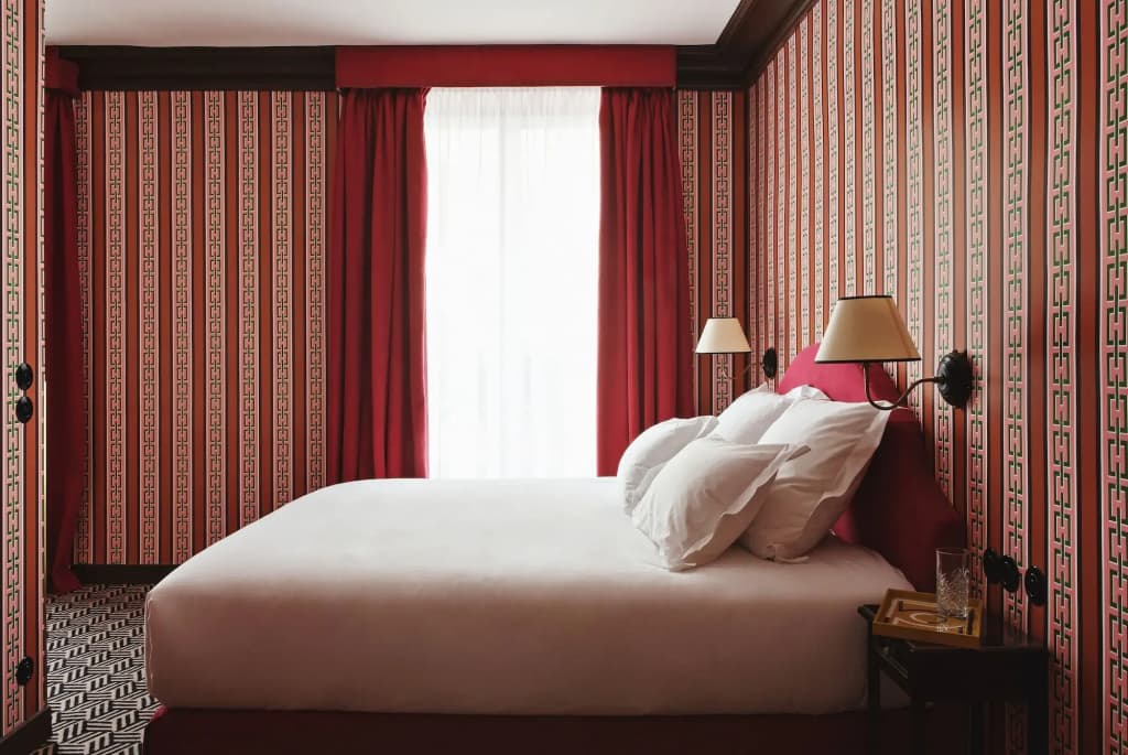 Les Deux Gares and Spa Hotel - Photo 1