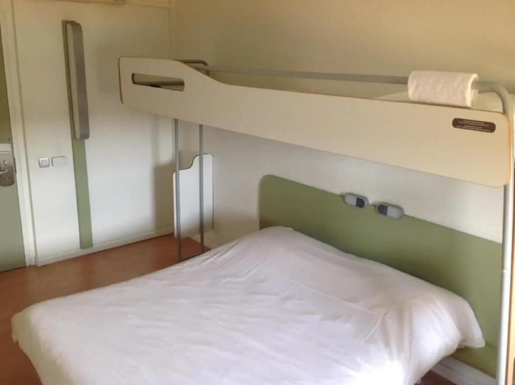 ibis budget Orgeval - Photo 5