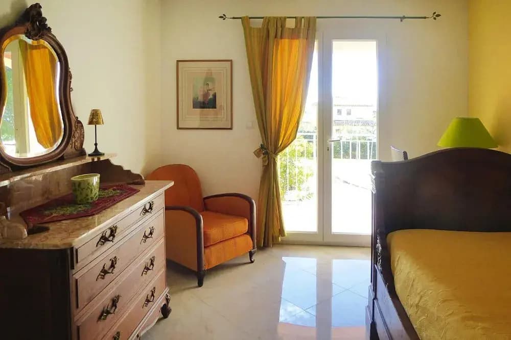 Premium Villa With Garden and Pool, Lambesc - Miniature 4