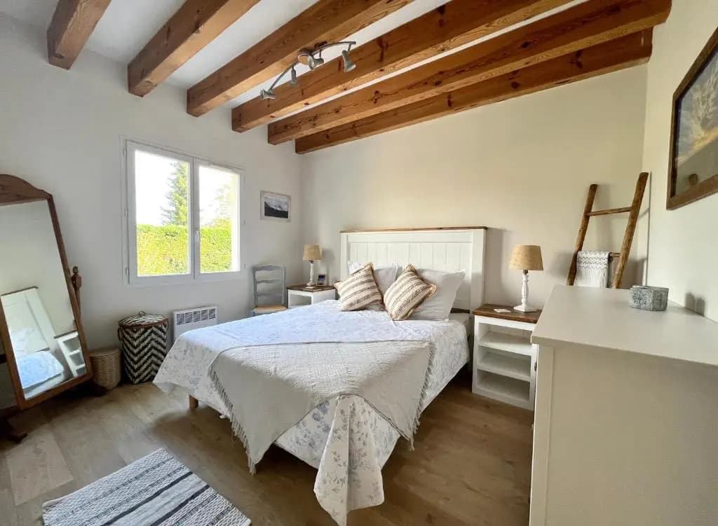 Charming villa, tranquillity by the forest - Miniature 3
