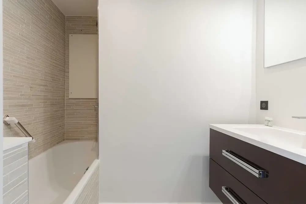 Luxurious Apartment 4 People - Casino Barria\"re - Miniature 8