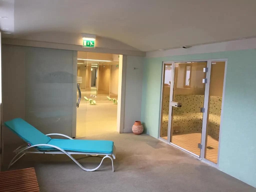 Hotel du Casino - Miniature 3