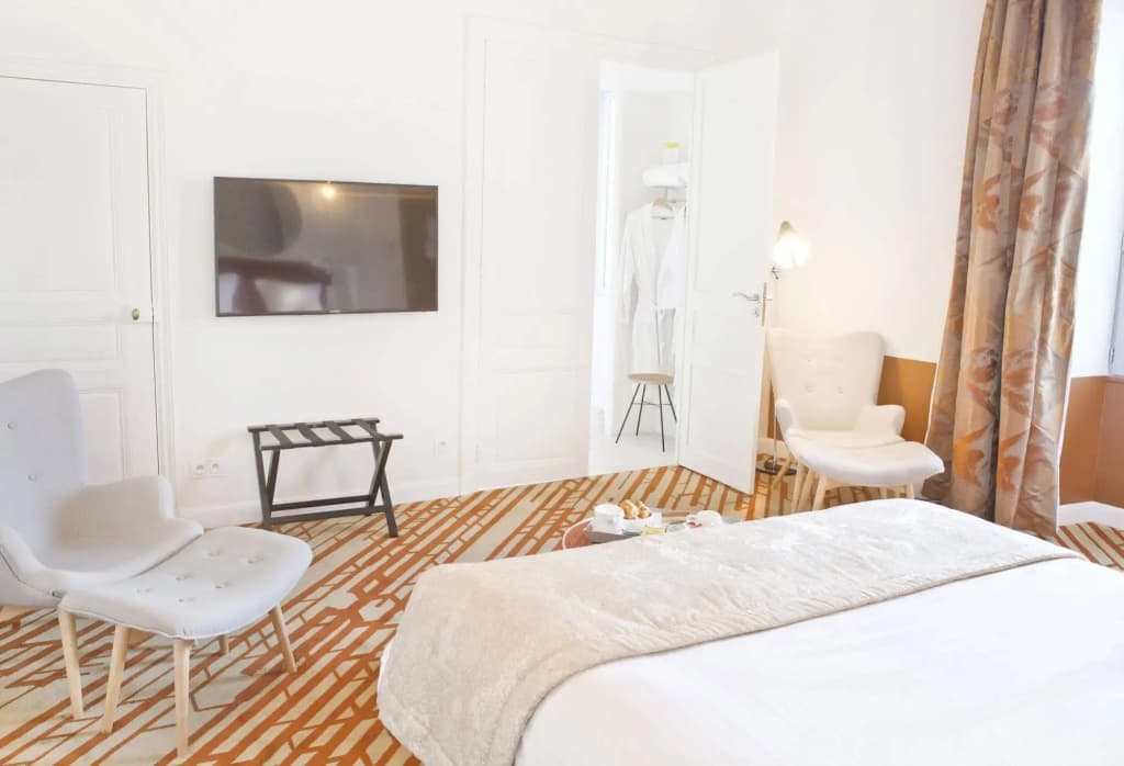 Hotel Angoulême Le Saint Gelais - Photo 4