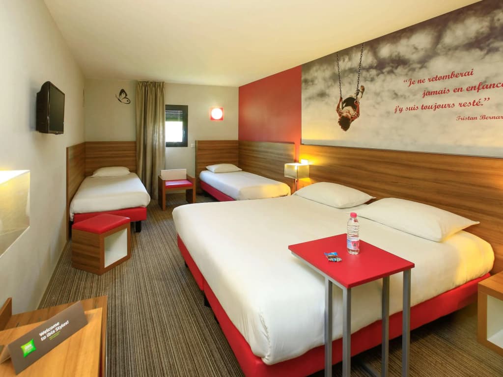 ibis Styles Castres - Photo 4
