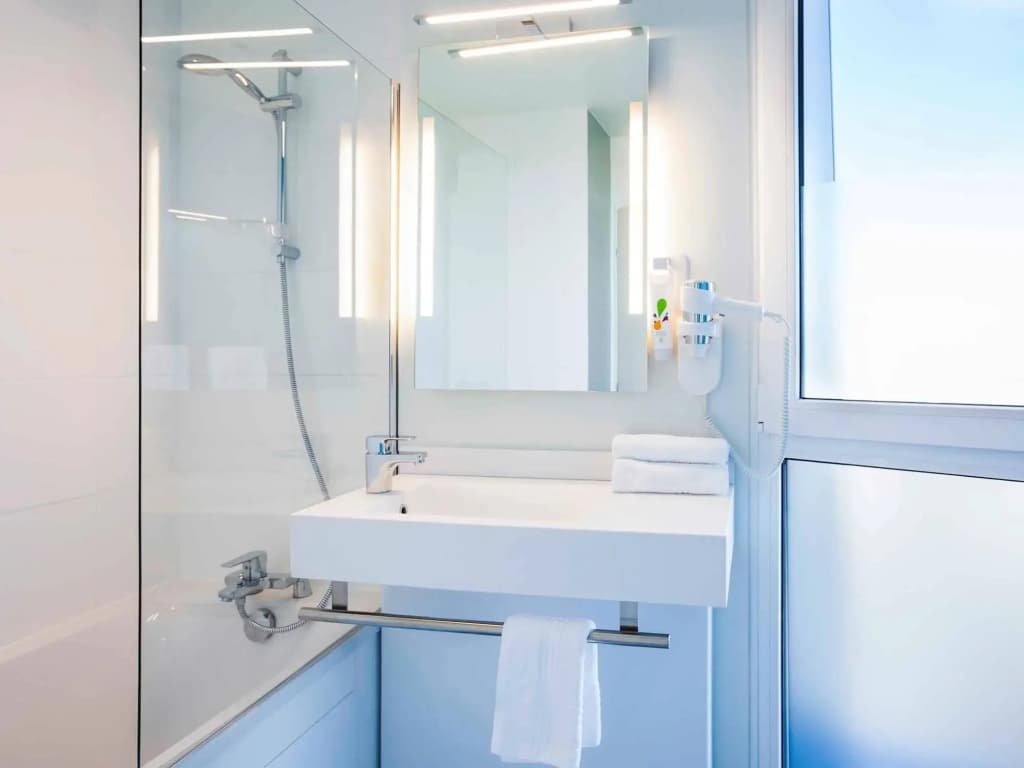 Ibis Styles Mulhouse Centre Gare - Miniature 6