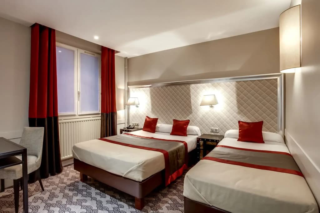 Hotel d'Amiens - Photo 2