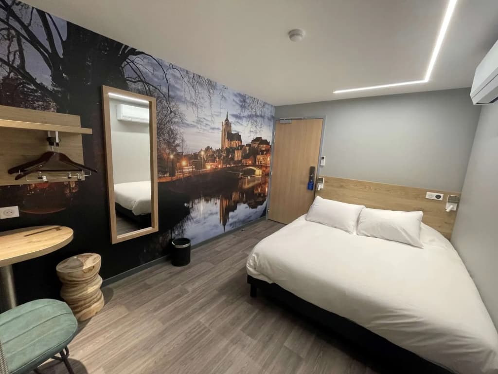 Sure Hotel by Best Western Dole - Photo 3