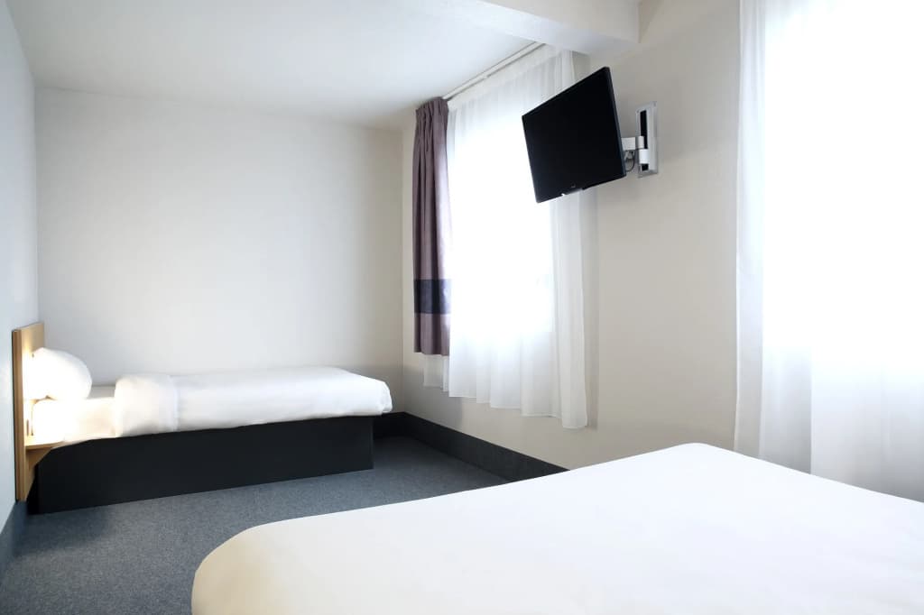 B&B HOTEL Perpignan Sud Marché International - Photo 4